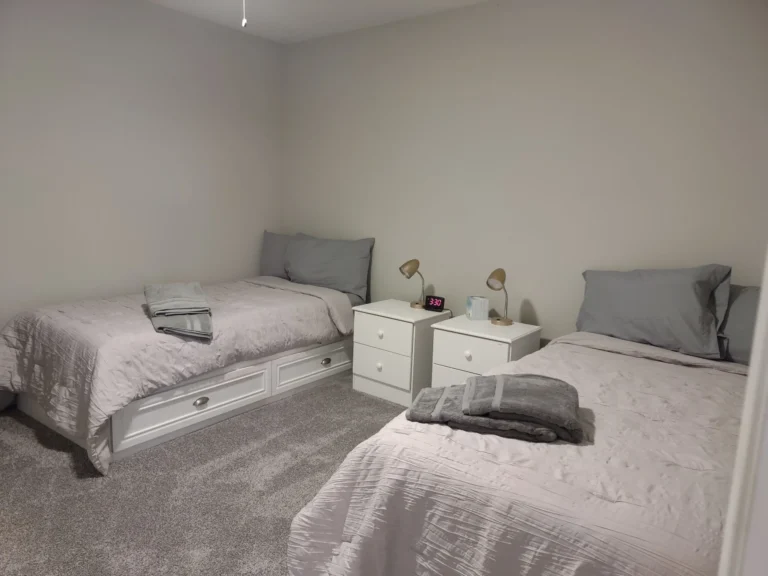 7 Summit Pathways _ Tampa, FL - Lark-4
